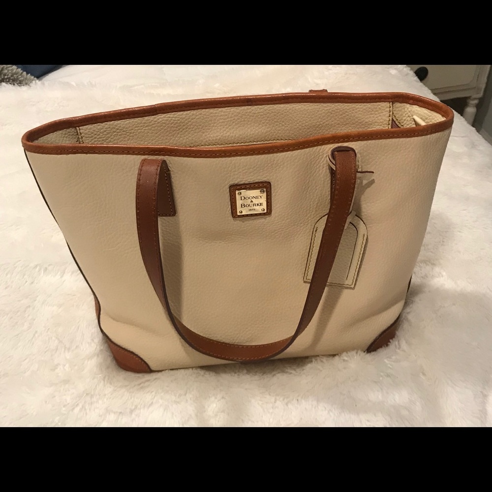 Dooney & Bourke Purse